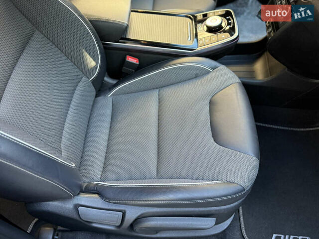 Синий Киа Niro, объемом двигателя 0 л и пробегом 131 тыс. км за 17999 $, фото 43 на Automoto.ua