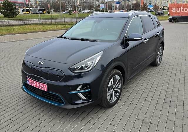 Синій Кіа Niro, об'ємом двигуна 0 л та пробігом 149 тис. км за 19000 $, фото 2 на Automoto.ua