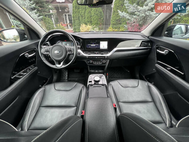 Синій Кіа Niro, об'ємом двигуна 0 л та пробігом 107 тис. км за 19200 $, фото 30 на Automoto.ua