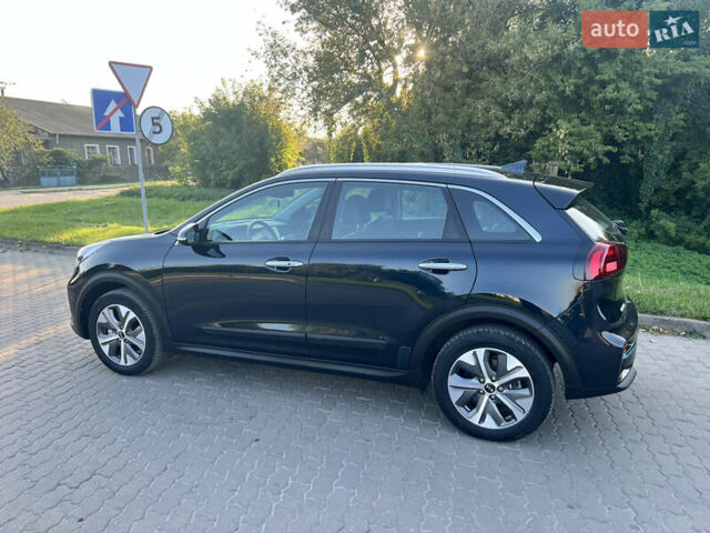 Синій Кіа Niro, об'ємом двигуна 0 л та пробігом 112 тис. км за 19500 $, фото 3 на Automoto.ua