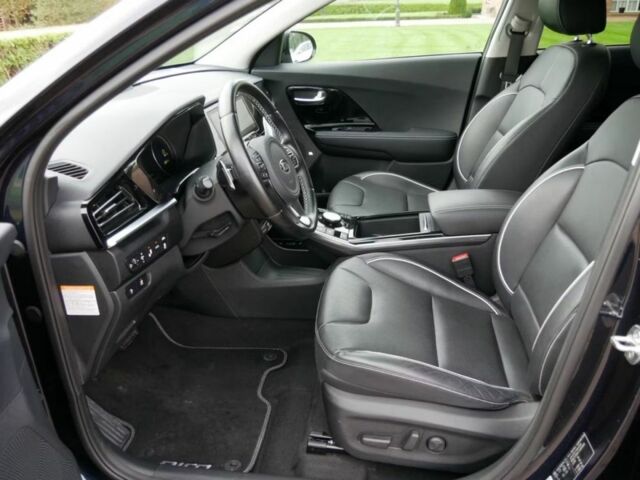 Синий Киа Niro, объемом двигателя 0 л и пробегом 71 тыс. км за 19796 $, фото 8 на Automoto.ua