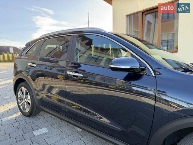 Синий Киа Niro, объемом двигателя 0 л и пробегом 78 тыс. км за 20950 $, фото 16 на Automoto.ua