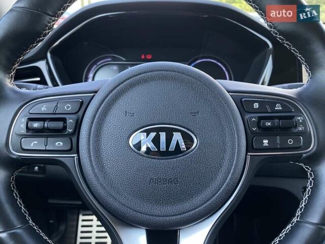 Киа Niro 2020 в Львове на Automoto.ua Синий Киа Niro, объемом двигателя 0 л и пробегом 48 тыс. км за 23700 $, фото 26 на Automoto.ua