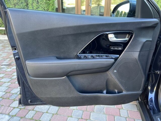 Синий Киа Niro, объемом двигателя 0 л и пробегом 112 тыс. км за 485 $, фото 10 на Automoto.ua