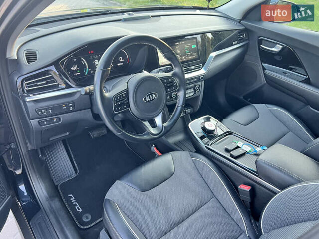 Синій Кіа Niro, об'ємом двигуна 0 л та пробігом 112 тис. км за 19500 $, фото 32 на Automoto.ua
