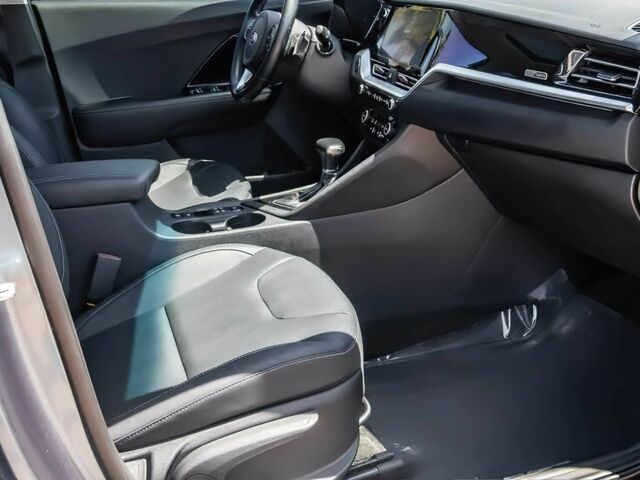 Синий Киа Niro, объемом двигателя 1.6 л и пробегом 40 тыс. км за 9400 $, фото 9 на Automoto.ua