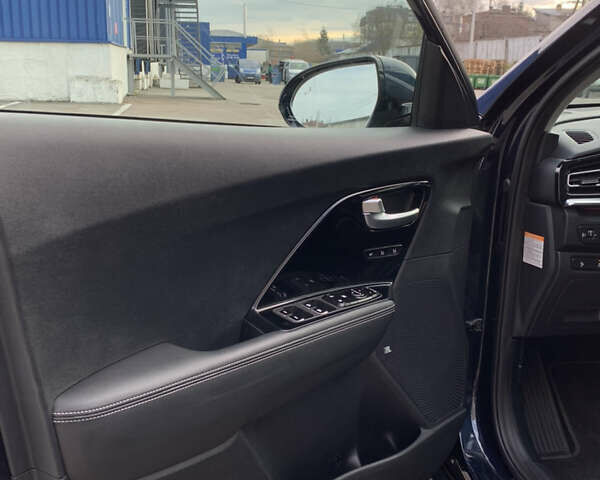 Синий Киа Niro, объемом двигателя 0 л и пробегом 104 тыс. км за 19150 $, фото 18 на Automoto.ua