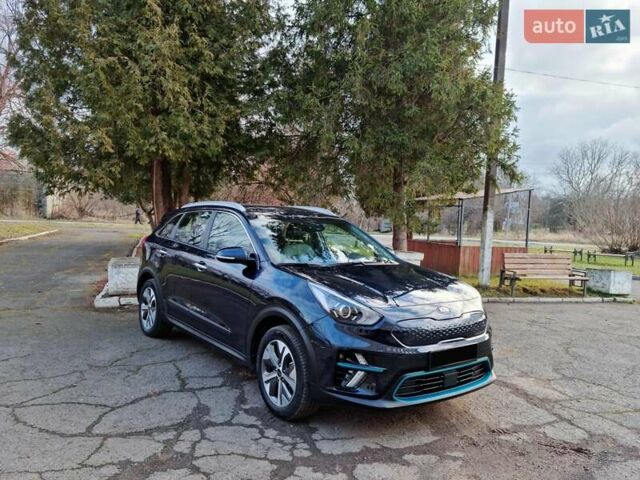 Синий Киа Niro, объемом двигателя 0 л и пробегом 67 тыс. км за 19399 $, фото 2 на Automoto.ua