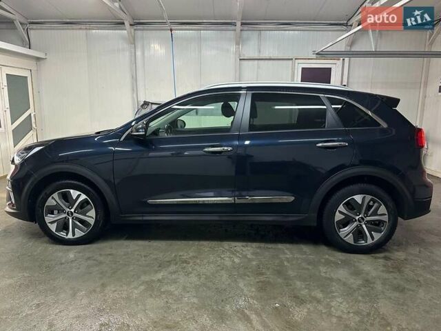 Синій Кіа Niro, об'ємом двигуна 0 л та пробігом 32 тис. км за 23900 $, фото 22 на Automoto.ua