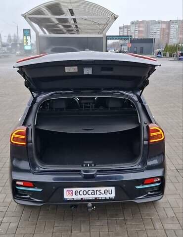 Синий Киа Niro, объемом двигателя 0 л и пробегом 113 тыс. км за 19528 $, фото 4 на Automoto.ua