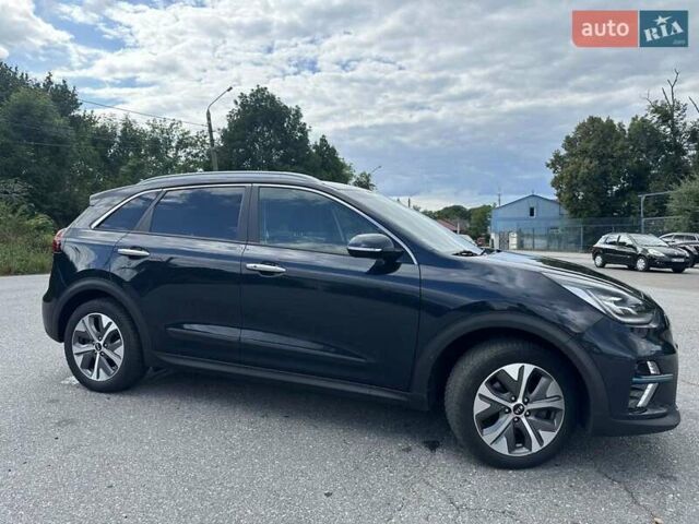 Синий Киа Niro, объемом двигателя 0 л и пробегом 116 тыс. км за 17800 $, фото 3 на Automoto.ua