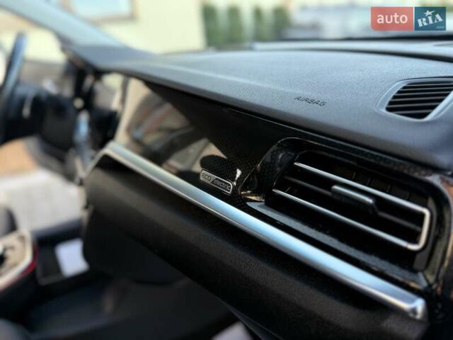 Синий Киа Niro, объемом двигателя 0 л и пробегом 78 тыс. км за 20950 $, фото 92 на Automoto.ua