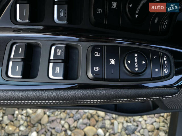 Синій Кіа Niro, об'ємом двигуна 0 л та пробігом 76 тис. км за 22900 $, фото 34 на Automoto.ua