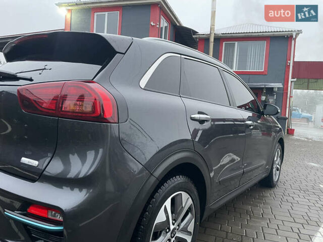 Синій Кіа Niro, об'ємом двигуна 0 л та пробігом 139 тис. км за 18500 $, фото 28 на Automoto.ua