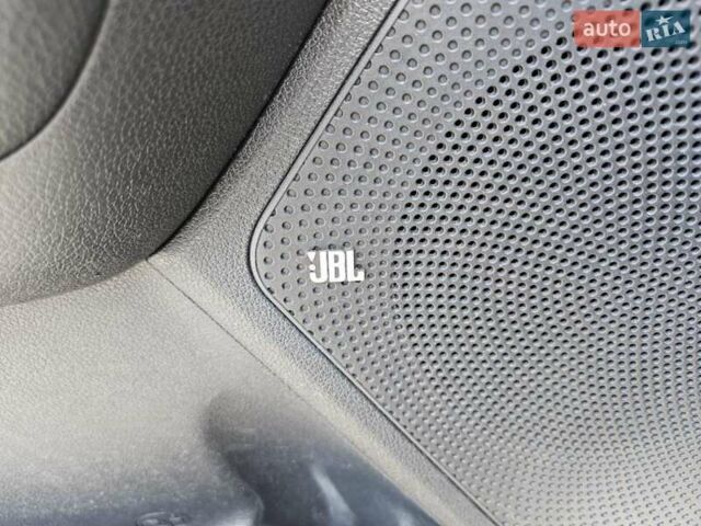 Синій Кіа Niro, об'ємом двигуна 0 л та пробігом 105 тис. км за 21193 $, фото 39 на Automoto.ua
