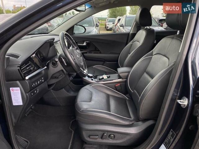 Синий Киа Niro, объемом двигателя 0 л и пробегом 72 тыс. км за 21700 $, фото 26 на Automoto.ua