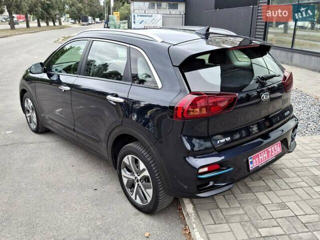 Синий Киа Niro, объемом двигателя 0 л и пробегом 146 тыс. км за 18500 $, фото 11 на Automoto.ua
