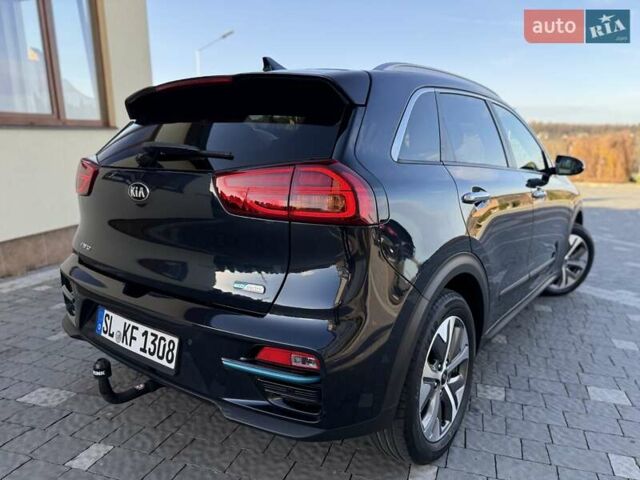 Синий Киа Niro, объемом двигателя 0 л и пробегом 78 тыс. км за 20950 $, фото 40 на Automoto.ua