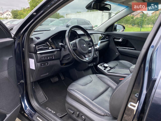 Синий Киа Niro, объемом двигателя 0 л и пробегом 119 тыс. км за 20800 $, фото 36 на Automoto.ua