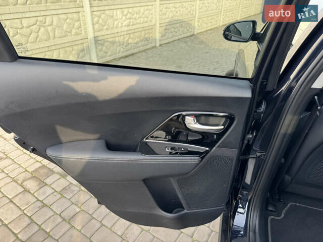 Синий Киа Niro, объемом двигателя 0 л и пробегом 156 тыс. км за 18900 $, фото 37 на Automoto.ua