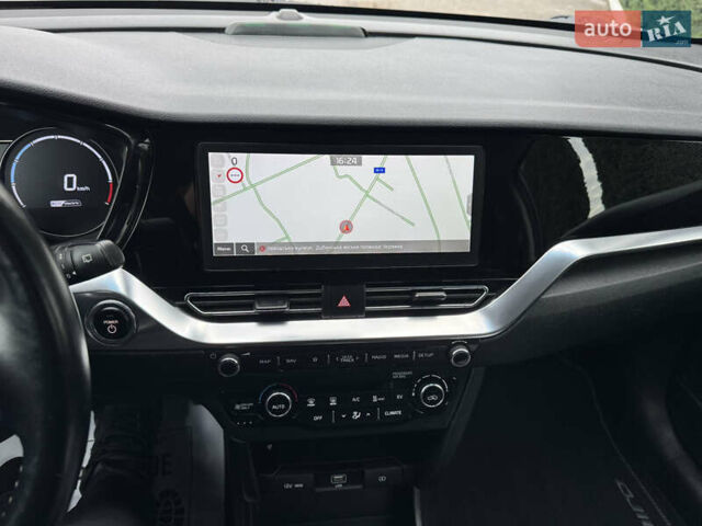 Киа Niro 2020 в Дубно на Automoto.ua Синий Киа Niro, объемом двигателя 0 л и пробегом 156 тыс. км за 19200 $, фото 67 на Automoto.ua