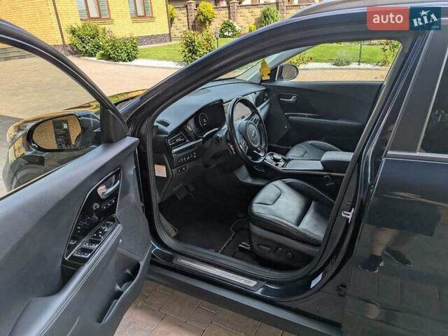 Киа Niro 2020 в Луцке на Automoto.ua Синий Киа Niro, объемом двигателя 0 л и пробегом 157 тыс. км за 19700 $, фото 16 на Automoto.ua