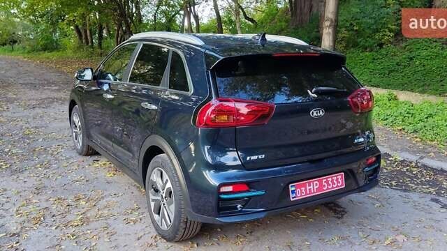 Киа Niro 2020 в Городке на Automoto.ua Синий Киа Niro, объемом двигателя 0 л и пробегом 135 тыс. км за 19856 $, фото 26 на Automoto.ua