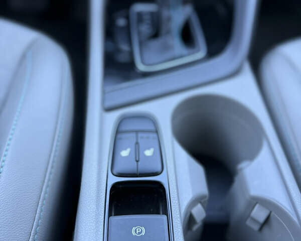 Синій Кіа Niro, об'ємом двигуна 1.58 л та пробігом 76 тис. км за 21300 $, фото 15 на Automoto.ua