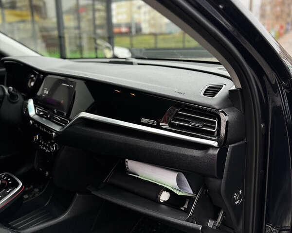 Синій Кіа Niro, об'ємом двигуна 0 л та пробігом 93 тис. км за 19999 $, фото 38 на Automoto.ua