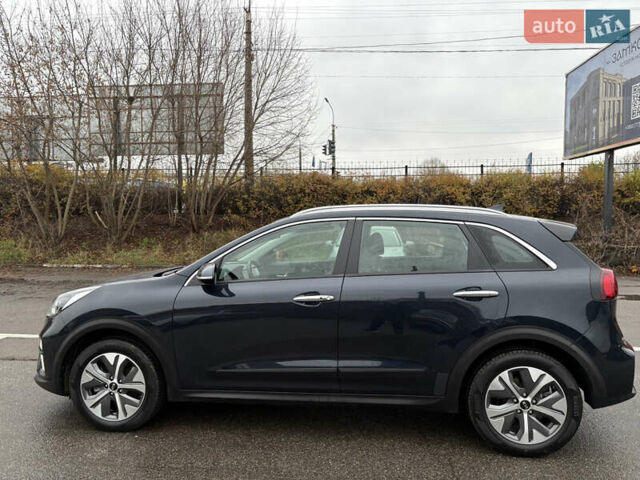 Синий Киа Niro, объемом двигателя 0 л и пробегом 125 тыс. км за 19600 $, фото 12 на Automoto.ua