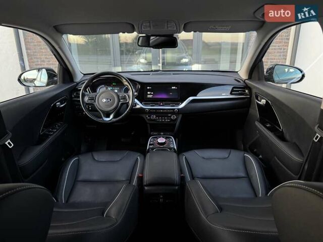 Синий Киа Niro, объемом двигателя 0 л и пробегом 90 тыс. км за 20800 $, фото 43 на Automoto.ua