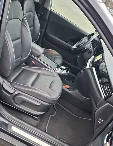 Синий Киа Niro, объемом двигателя 0 л и пробегом 113 тыс. км за 19528 $, фото 6 на Automoto.ua