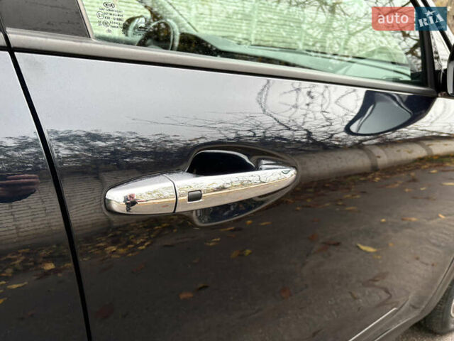 Синий Киа Niro, объемом двигателя 0 л и пробегом 115 тыс. км за 19900 $, фото 38 на Automoto.ua