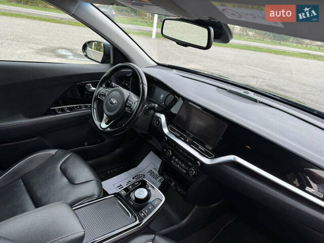 Киа Niro 2020 в Дубно на Automoto.ua Синий Киа Niro, объемом двигателя 0 л и пробегом 156 тыс. км за 19200 $, фото 40 на Automoto.ua