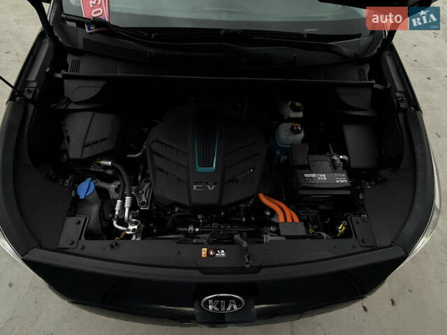 Синий Киа Niro, объемом двигателя 0 л и пробегом 135 тыс. км за 18999 $, фото 39 на Automoto.ua