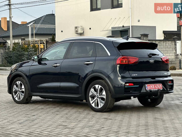Синій Кіа Niro, об'ємом двигуна 0 л та пробігом 130 тис. км за 18990 $, фото 12 на Automoto.ua
