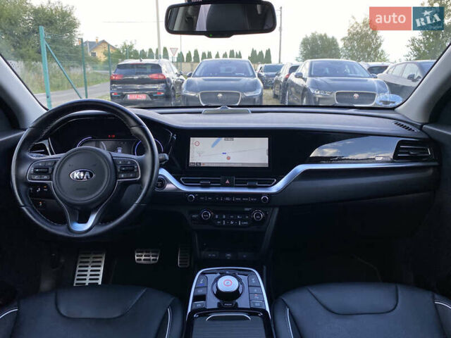 Киа Niro 2020 в Львове на Automoto.ua Синий Киа Niro, объемом двигателя 0 л и пробегом 76 тыс. км за 22900 $, фото 2 на Automoto.ua