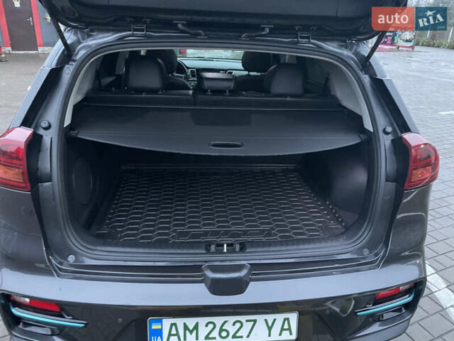 Синій Кіа Niro, об'ємом двигуна 0 л та пробігом 139 тис. км за 18500 $, фото 17 на Automoto.ua