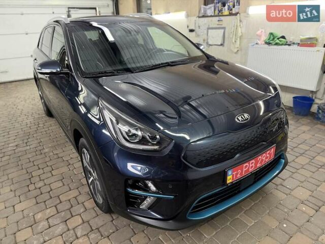 Синій Кіа Niro, об'ємом двигуна 0 л та пробігом 144 тис. км за 18799 $, фото 5 на Automoto.ua
