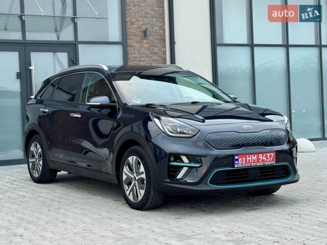 Синий Киа Niro, объемом двигателя 0 л и пробегом 95 тыс. км за 20500 $, фото 24 на Automoto.ua