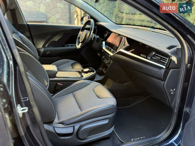 Синий Киа Niro, объемом двигателя 0 л и пробегом 131 тыс. км за 17999 $, фото 39 на Automoto.ua