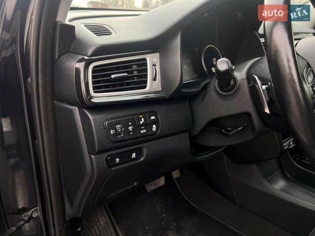 Синий Киа Niro, объемом двигателя 0 л и пробегом 89 тыс. км за 17500 $, фото 46 на Automoto.ua
