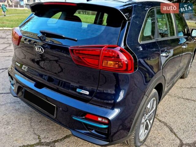 Синий Киа Niro, объемом двигателя 0 л и пробегом 67 тыс. км за 19399 $, фото 4 на Automoto.ua