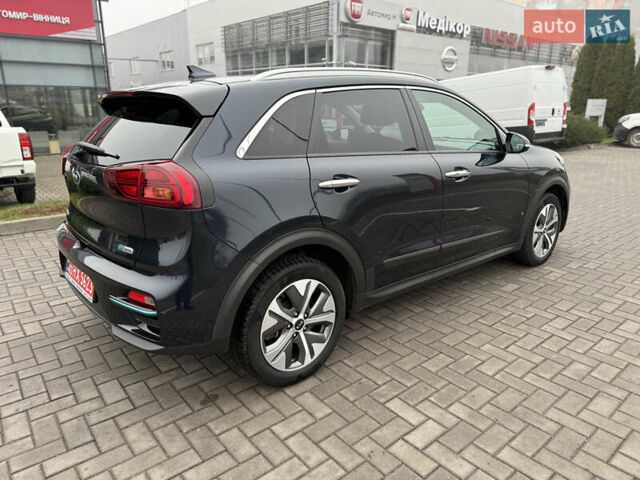 Синій Кіа Niro, об'ємом двигуна 0 л та пробігом 158 тис. км за 18600 $, фото 13 на Automoto.ua