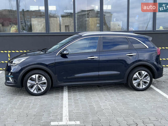 Синий Киа Niro, объемом двигателя 0 л и пробегом 126 тыс. км за 18548 $, фото 9 на Automoto.ua