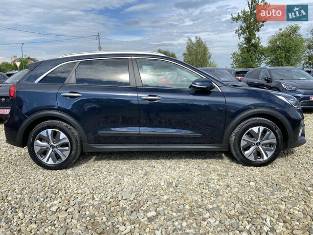 Киа Niro 2020 в Львове на Automoto.ua Синий Киа Niro, объемом двигателя 0 л и пробегом 76 тыс. км за 22900 $, фото 25 на Automoto.ua