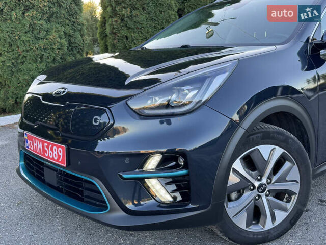 Синий Киа Niro, объемом двигателя 0 л и пробегом 138 тыс. км за 17800 $, фото 3 на Automoto.ua