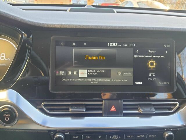 Синий Киа Niro, объемом двигателя 0 л и пробегом 108 тыс. км за 19900 $, фото 18 на Automoto.ua