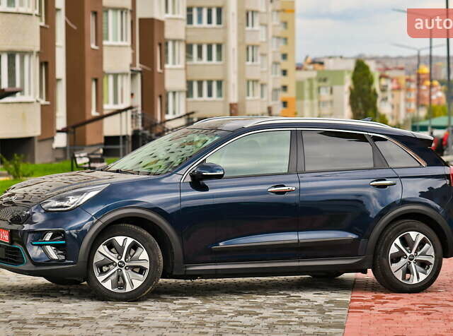 Синий Киа Niro, объемом двигателя 0 л и пробегом 131 тыс. км за 19500 $, фото 9 на Automoto.ua