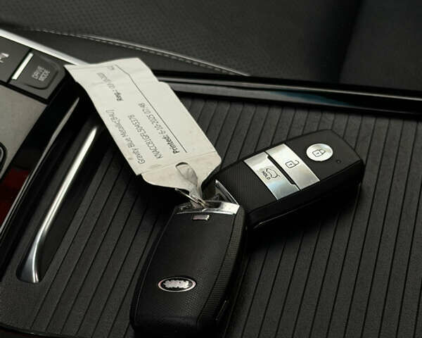 Синий Киа Niro, объемом двигателя 0 л и пробегом 135 тыс. км за 18999 $, фото 66 на Automoto.ua